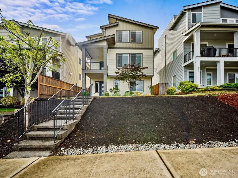 Property photo for 8253 S 118th Street, Seattle photo 38
