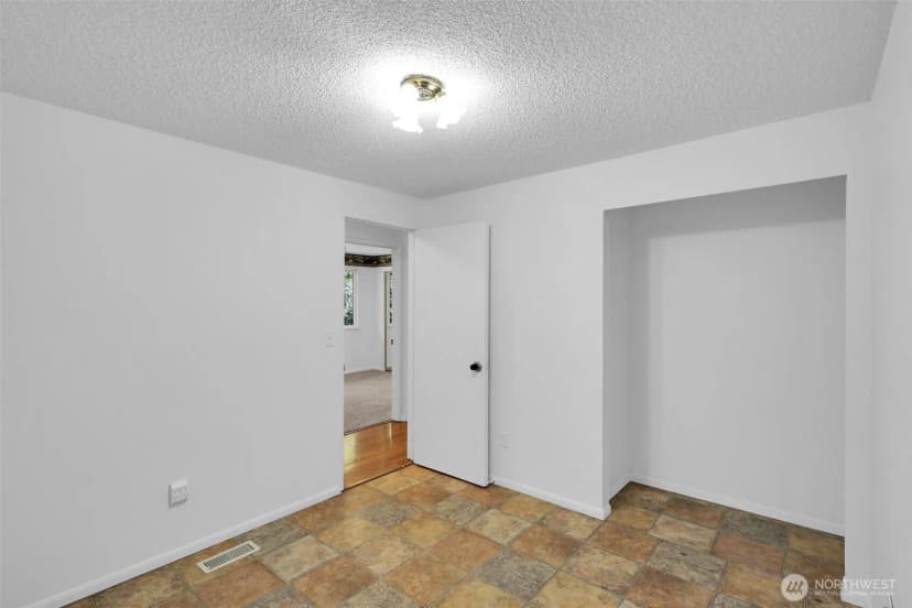 Property photo for 3015 282nd Street E, Spanaway photo 20