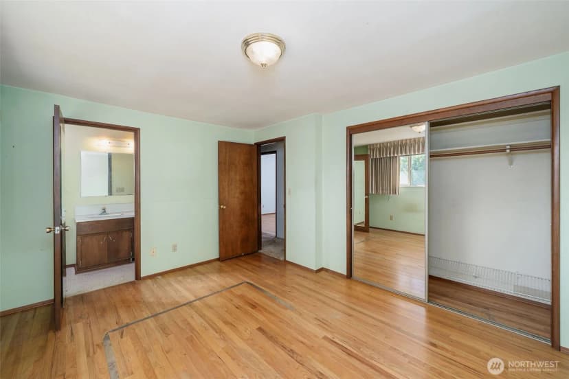 Property photo for 3609 Sw Holden Street, Seattle photo 10