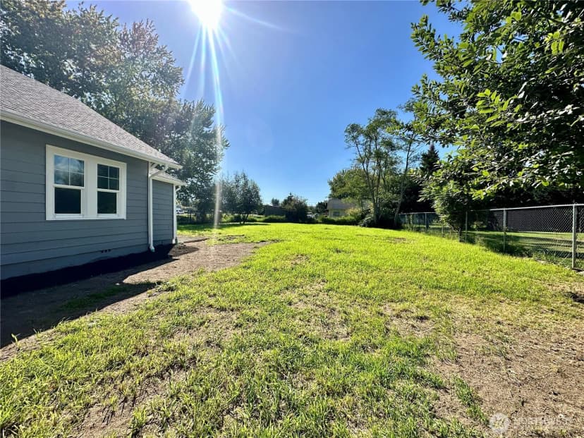 Property photo for 438 2nd Avenue S, Algona photo 3