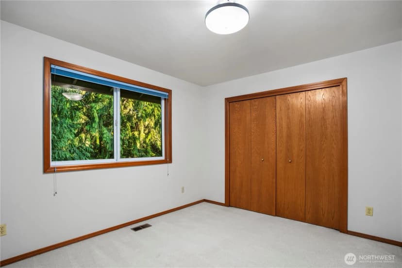 Property photo for 20217 6th Avenue Nw, Arlington photo 23