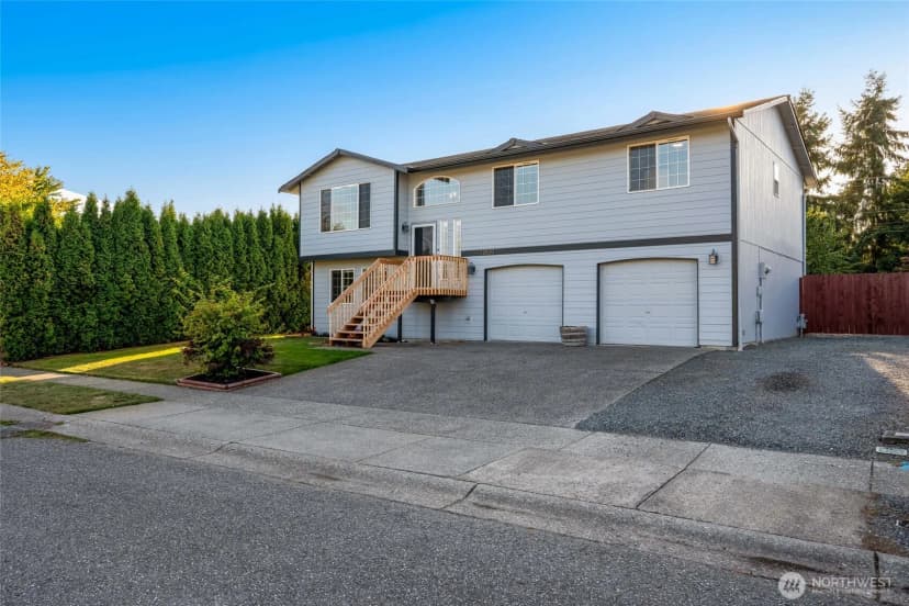 Property photo for 13820 51st Drive Ne, Marysville photo 23