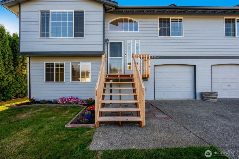 Property photo for 13820 51st Drive Ne, Marysville photo 24