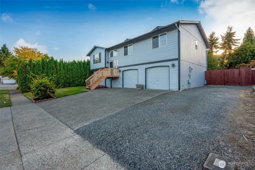Property photo for 13820 51st Drive Ne, Marysville photo 33