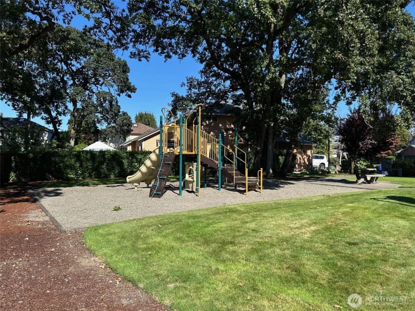 Property photo for 8101 48th Avenue Sw, Lakewood photo 39