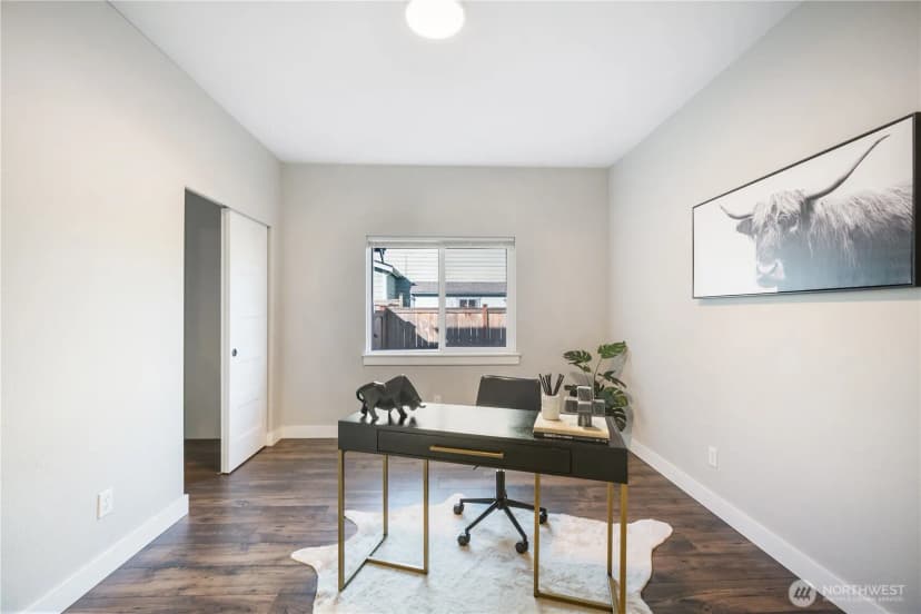 Property photo for 8101 48th Avenue Sw, Lakewood photo 16