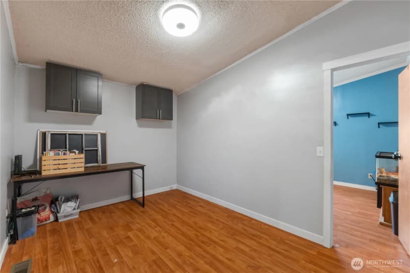 Property photo for 814 282nd Street E, Roy photo 24