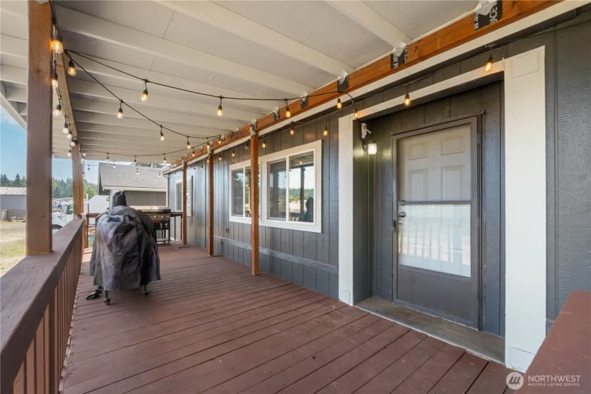 Property photo for 814 282nd Street E, Roy photo 37