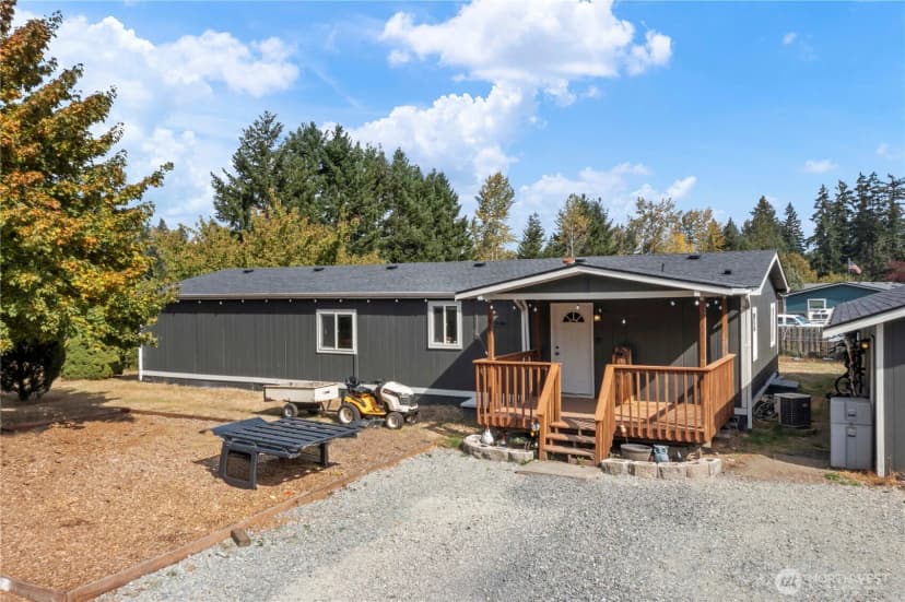 Property photo for 814 282nd Street E, Roy photo 34