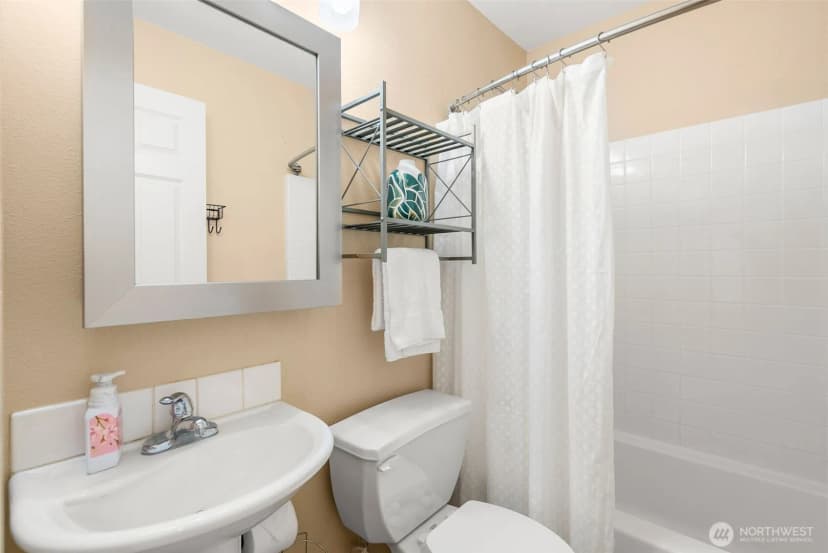 Property photo for 10500 Banner Road Se, Olalla photo 14