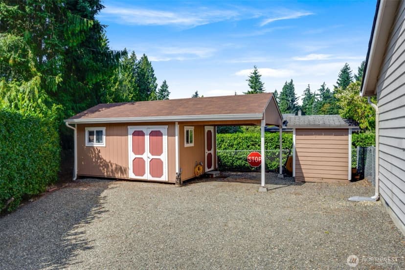 Property photo for 14305 139th Place Se, Renton photo 25