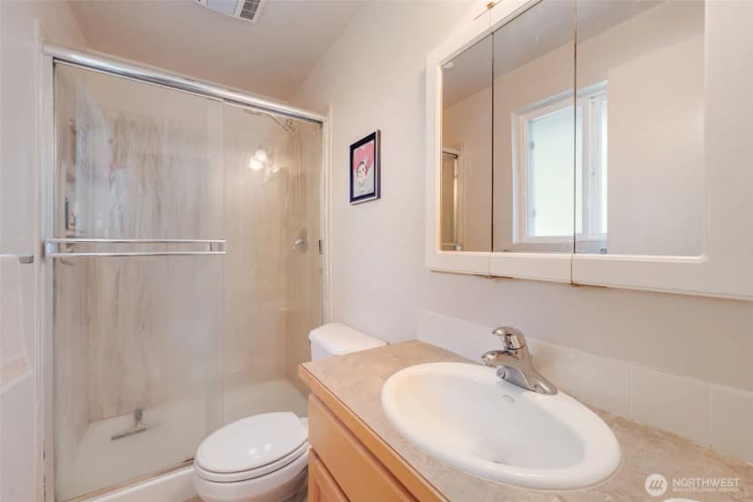Property photo for 14305 139th Place Se, Renton photo 21