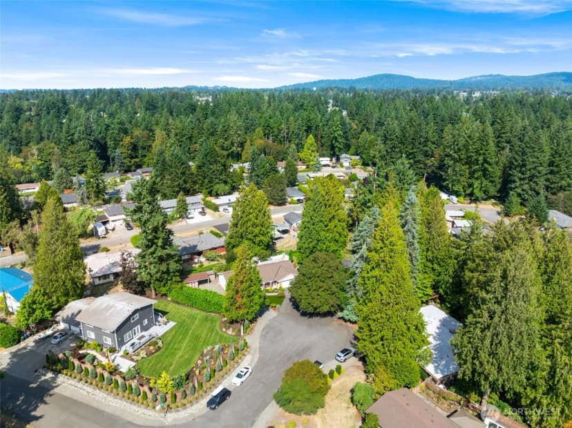 Property photo for 14305 139th Place Se, Renton photo 34
