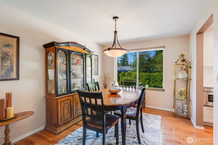 Property photo for 14305 139th Place Se, Renton photo 6
