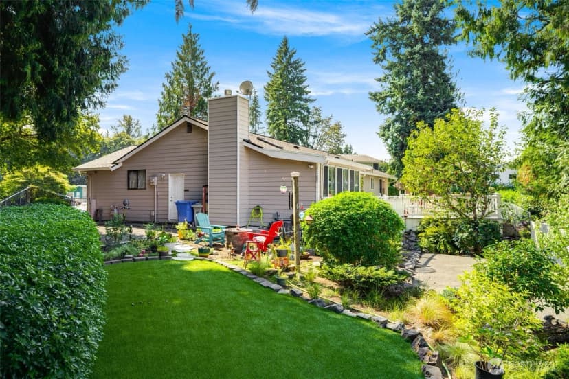 Property photo for 14305 139th Place Se, Renton photo 29