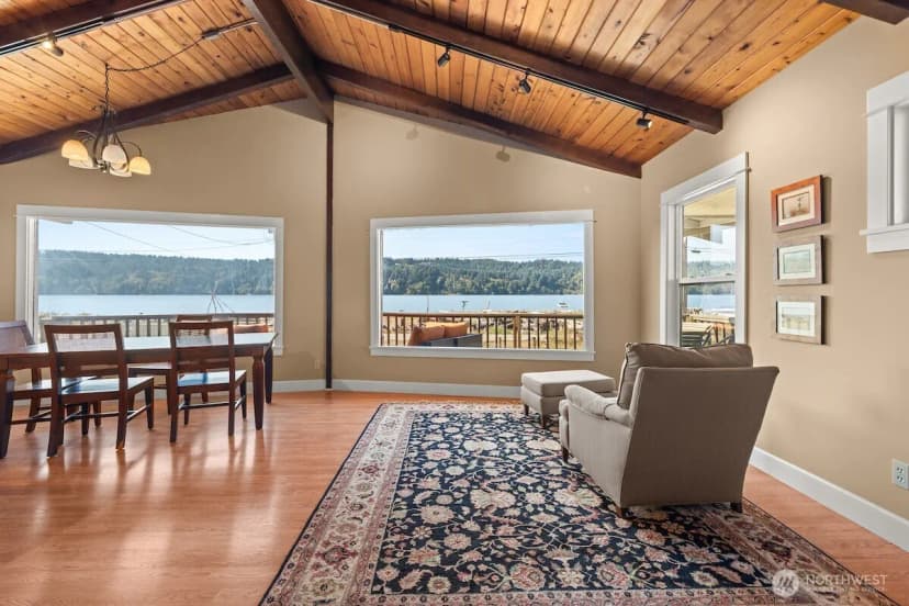 Property photo for 27826 Manzanita Beach Road Sw, Vashon photo 8