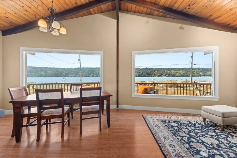 Property photo for 27826 Manzanita Beach Road Sw, Vashon photo 7