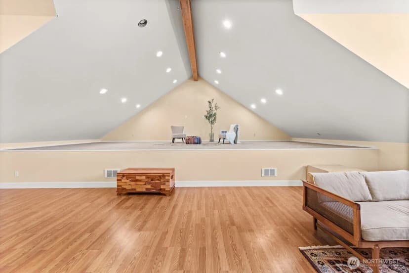 Property photo for 27826 Manzanita Beach Road Sw, Vashon photo 18
