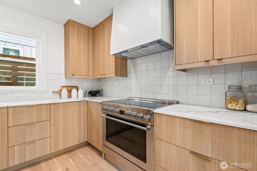 Property photo for 7348 22nd Avenue Nw, Seattle photo 11