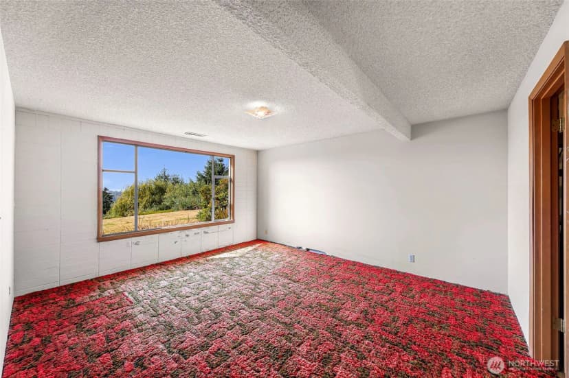 Property photo for 12303 206th Place Se, Issaquah photo 31
