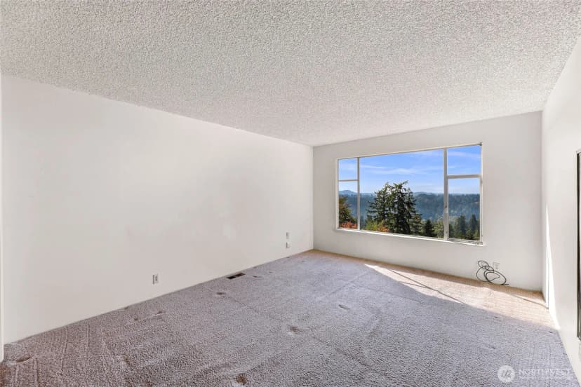 Property photo for 12303 206th Place Se, Issaquah photo 26