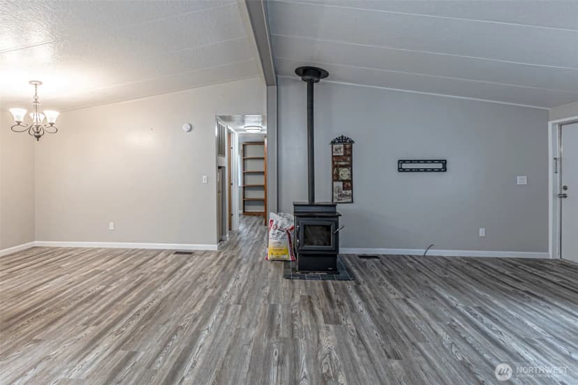 Property photo for 2263 Anadoll Avenue, Enumclaw photo 13