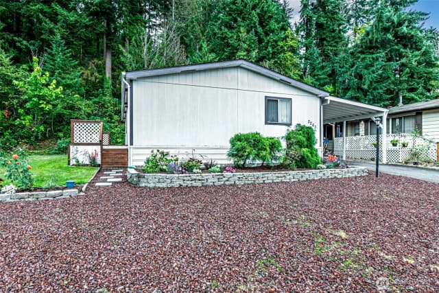 Property photo for 2263 Anadoll Avenue, Enumclaw photo 2