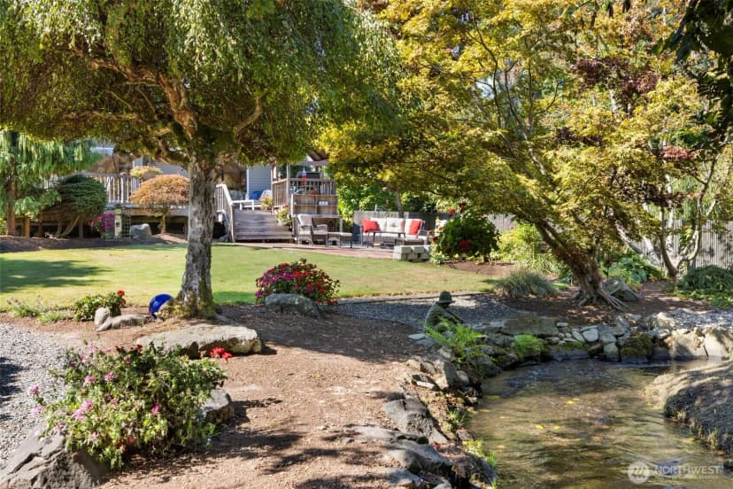 Property photo for 834 Cary Road, Edmonds photo 33