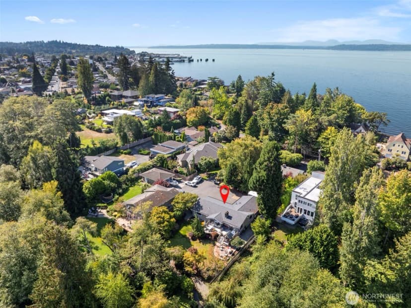 Property photo for 834 Cary Road, Edmonds photo 37