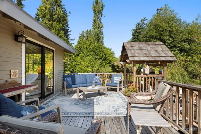Property photo for 834 Cary Road, Edmonds photo 26