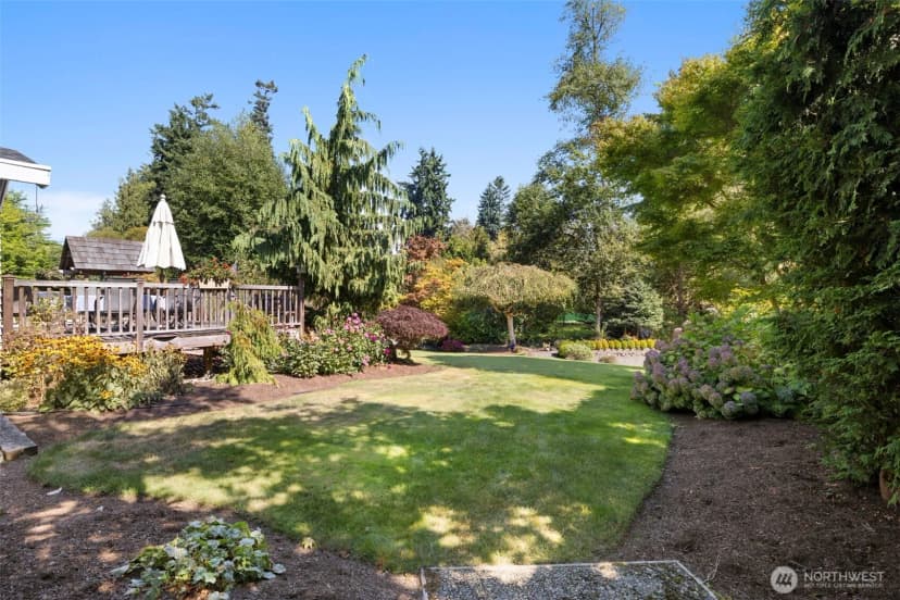 Property photo for 834 Cary Road, Edmonds photo 29
