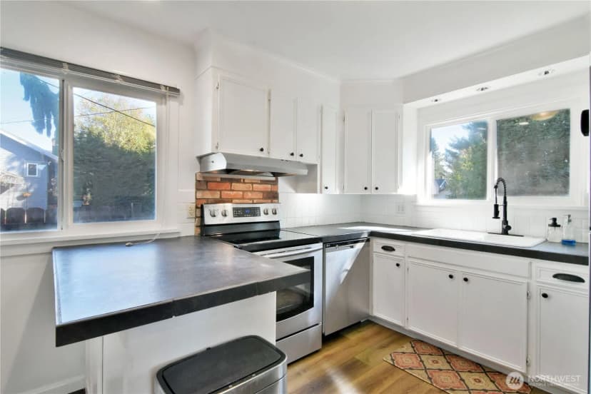 Property photo for 1412 2nd Street, Snohomish photo 7