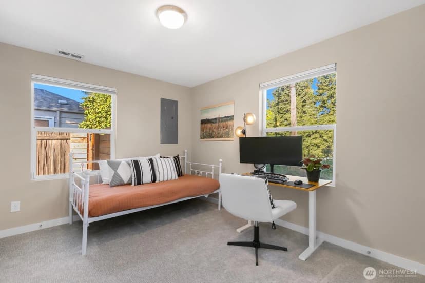 Property photo for 10743 Fremont Avenue N, Seattle photo 13