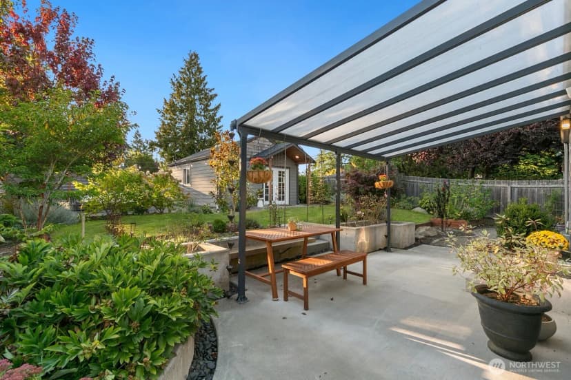 Property photo for 10743 Fremont Avenue N, Seattle photo 20