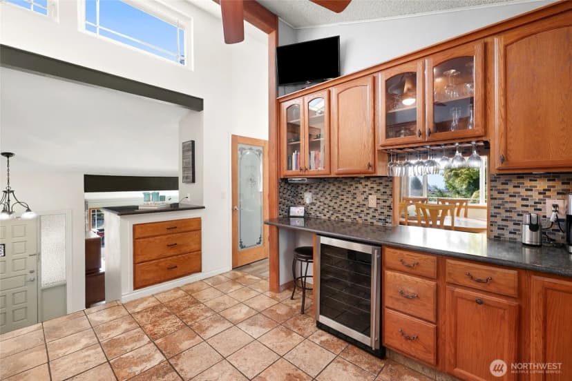 Property photo for 7523 30th Street W, University Place photo 10