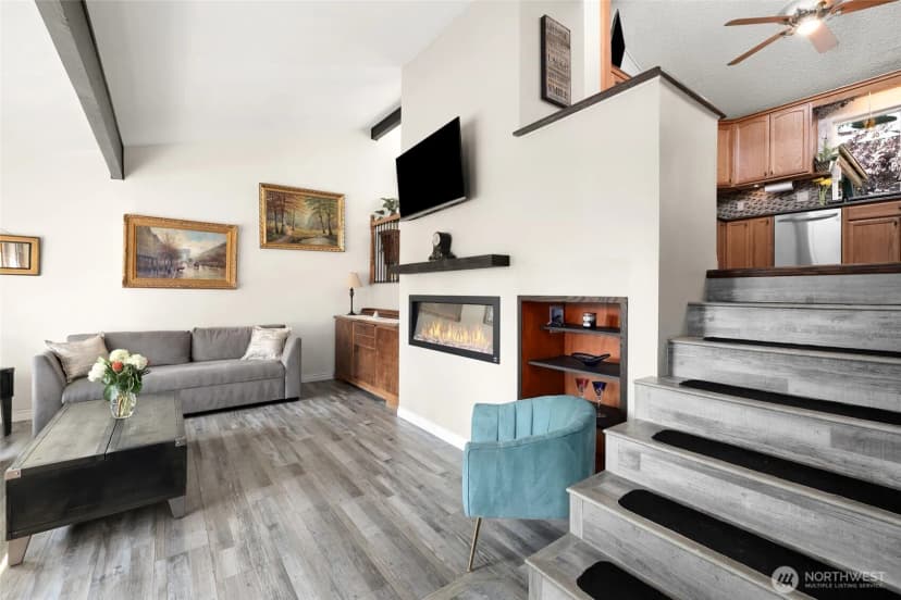 Property photo for 7523 30th Street W, University Place photo 3