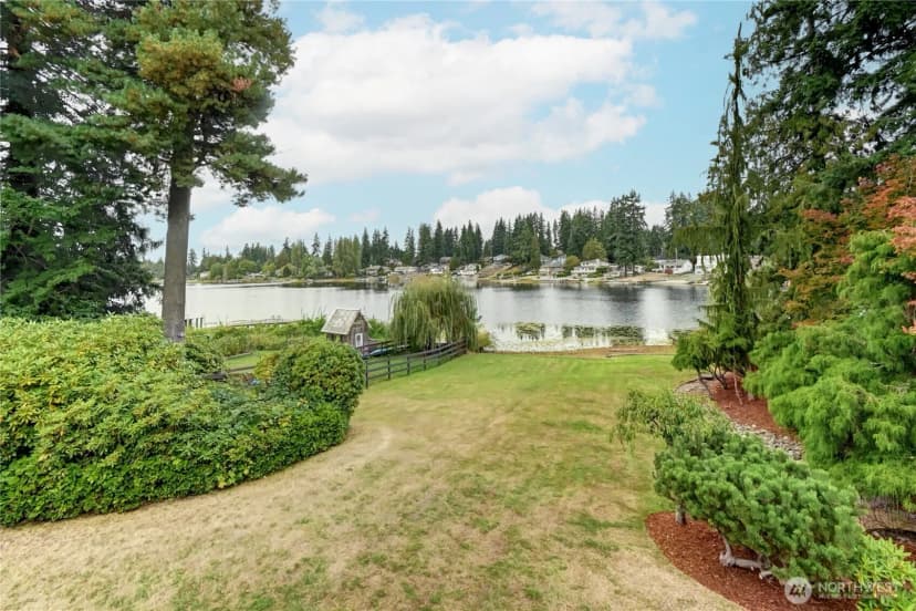 Property photo for 3707 Shelby Road, Lynnwood photo 2