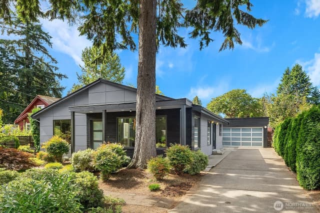 Property photo for 11519 17th Avenue Ne, Seattle