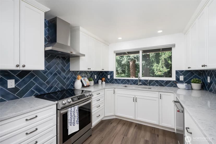 Property photo for 11624 Ne 145th Street, Kirkland photo 16