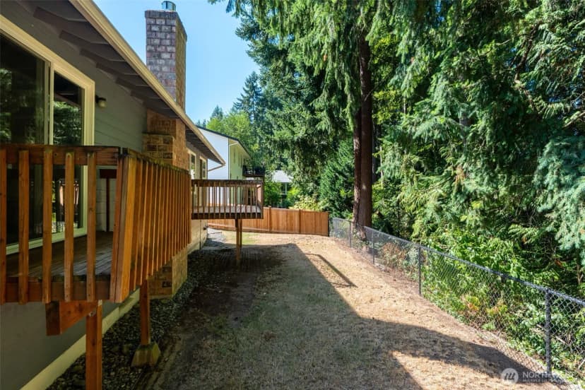 Property photo for 11624 Ne 145th Street, Kirkland photo 31