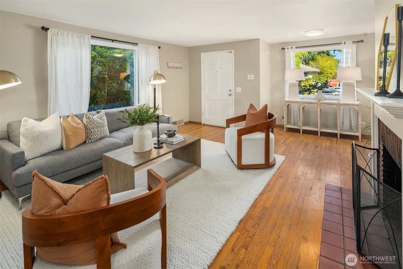 Property photo for 2015 N 143 Street, Seattle photo 4