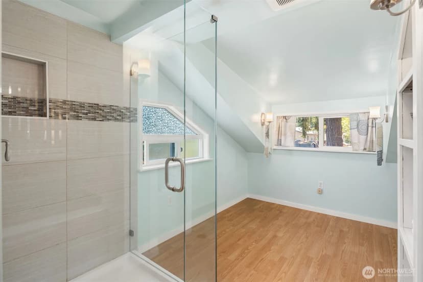 Property photo for 2015 N 143 Street, Seattle photo 17