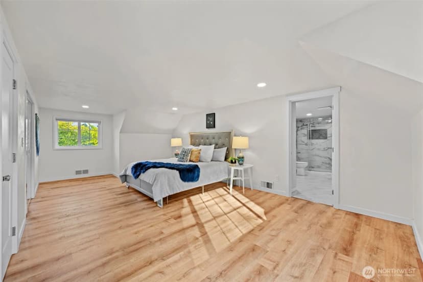 Property photo for 10828 Lake Steilacoom Drive Sw, Lakewood photo 14