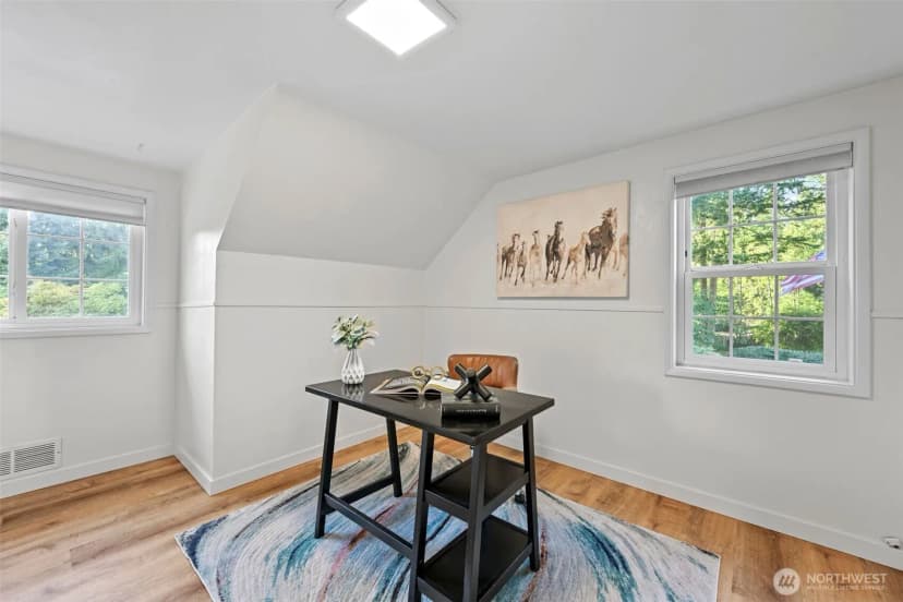 Property photo for 10828 Lake Steilacoom Drive Sw, Lakewood photo 16