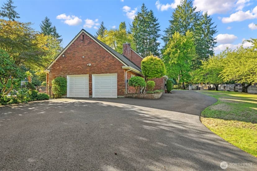 Property photo for 10828 Lake Steilacoom Drive Sw, Lakewood photo 27