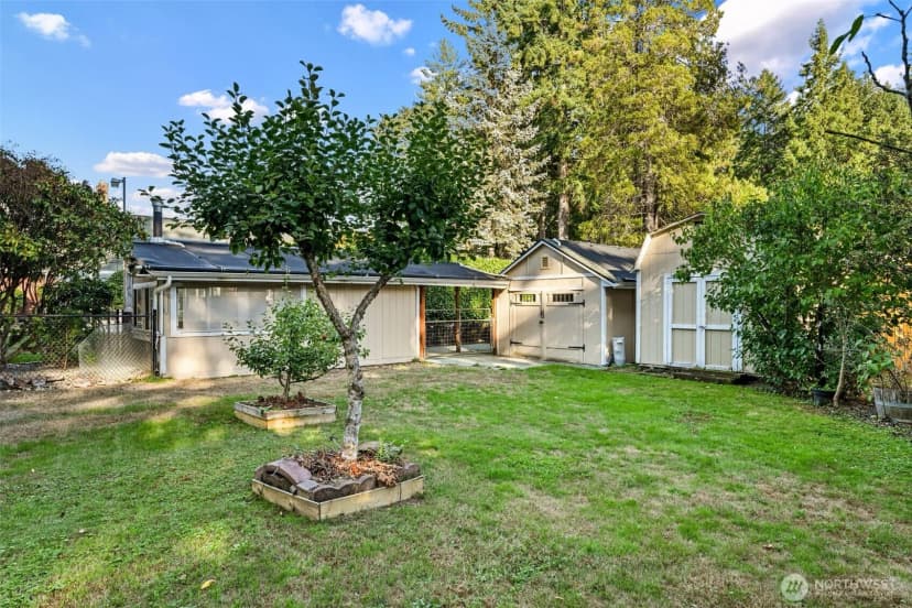Property photo for 10828 Lake Steilacoom Drive Sw, Lakewood photo 31