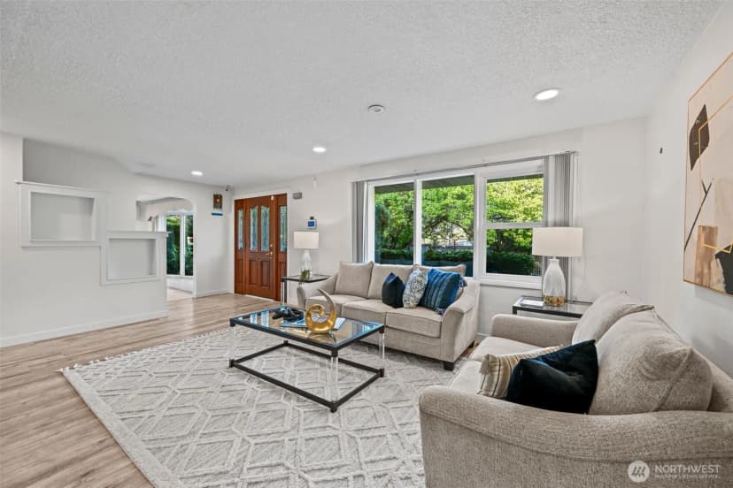 Property photo for 10828 Lake Steilacoom Drive Sw, Lakewood photo 6