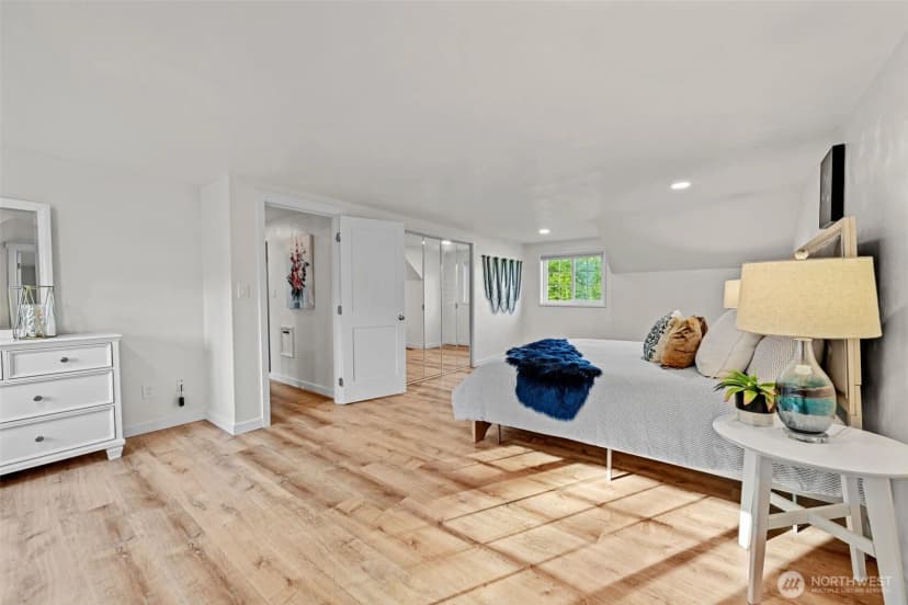 Property photo for 10828 Lake Steilacoom Drive Sw, Lakewood photo 13