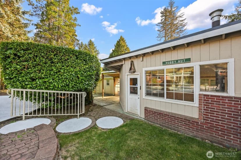 Property photo for 10828 Lake Steilacoom Drive Sw, Lakewood photo 29