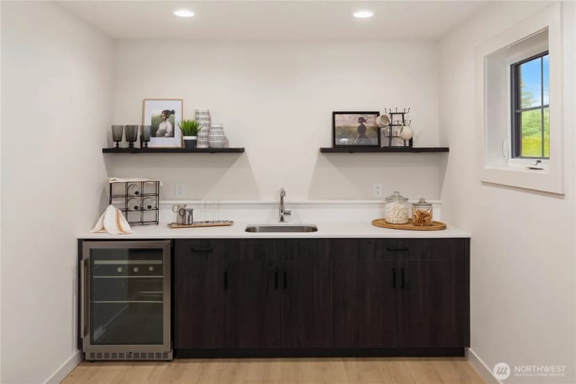 Property photo for 13104 Ne 103rd Place, Kirkland photo 26